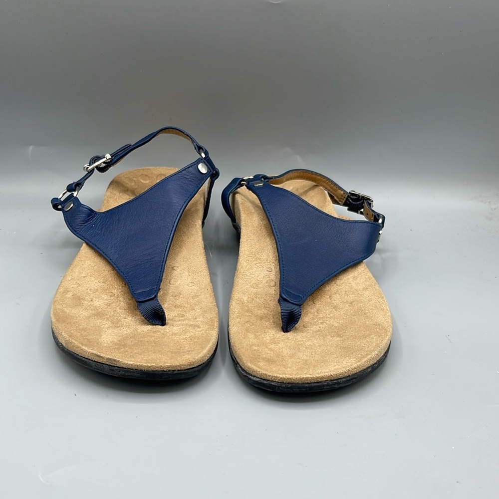 Vionic Navy Blue Leather Thong Sandals with Tan Footbed